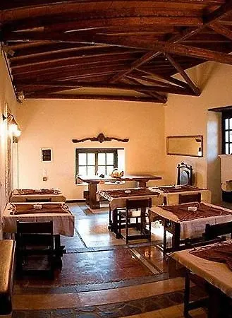 Lazareto 4* 모넴바시아